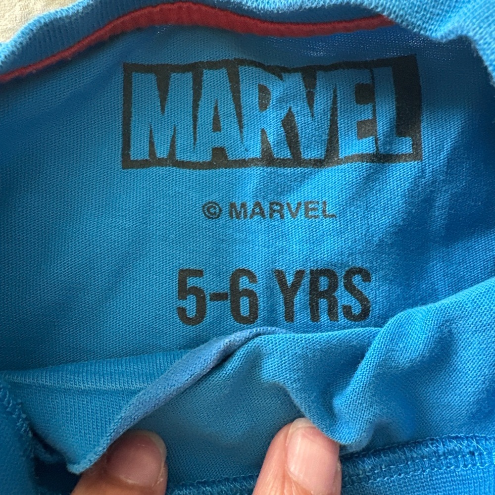 Marvel Boys Long Sleeve Shirt Bundle Size 5–6Y Captain America Avengers - Picture 5 of 5